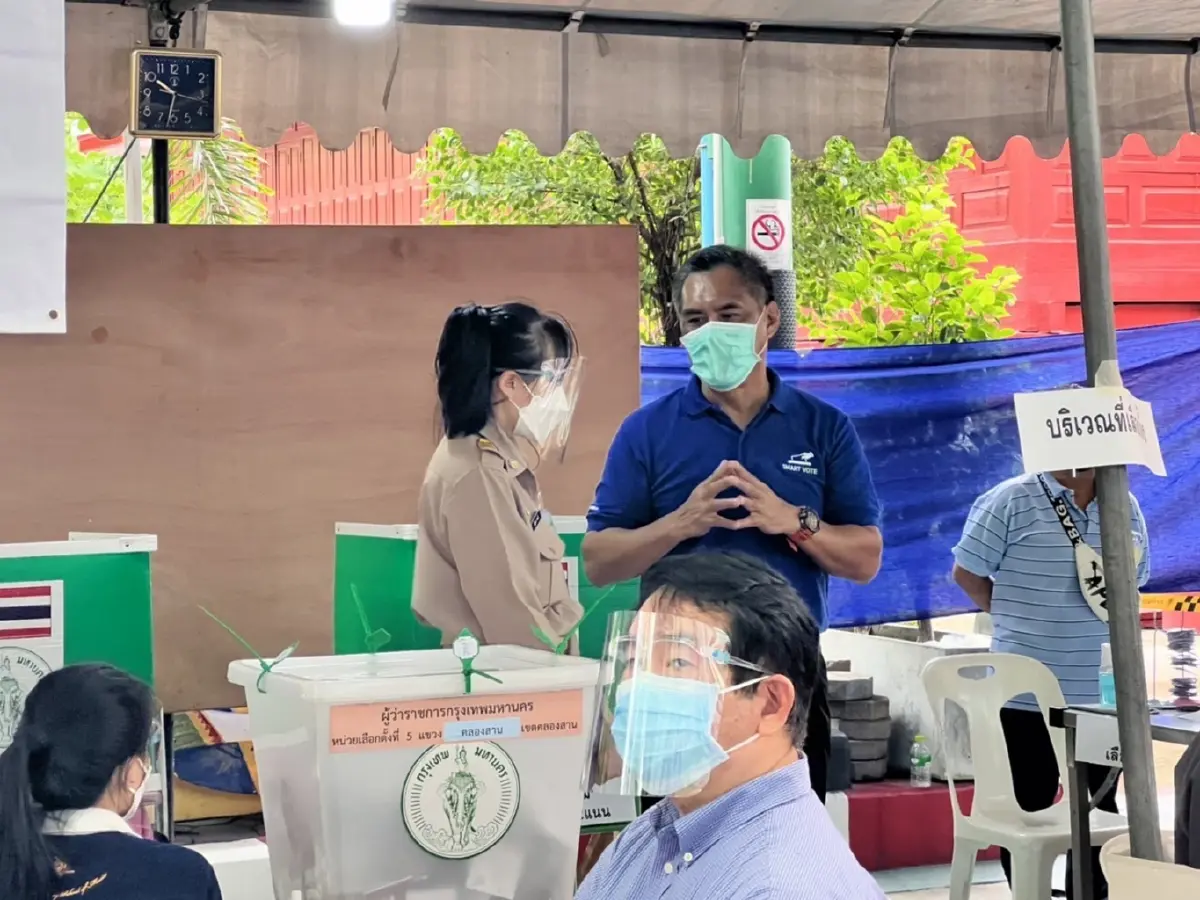 "อิทธิพร"ตรวจหน่วยลต.ซอยราชครูก่อนใช้สิทธิขอปชช.ออกมาเลือกผู้ว่าฯ-ส.ก.