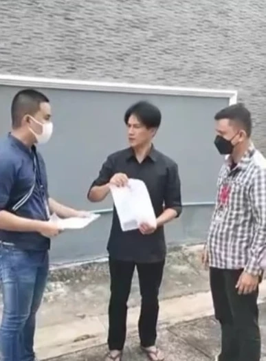  “ต๊ะ บอยสเก๊าท์” ถูกหมายจับคดี “หวยทิพย์” ขายสลากกินแบ่งรัฐบาล โดยไม่มีใบจริง