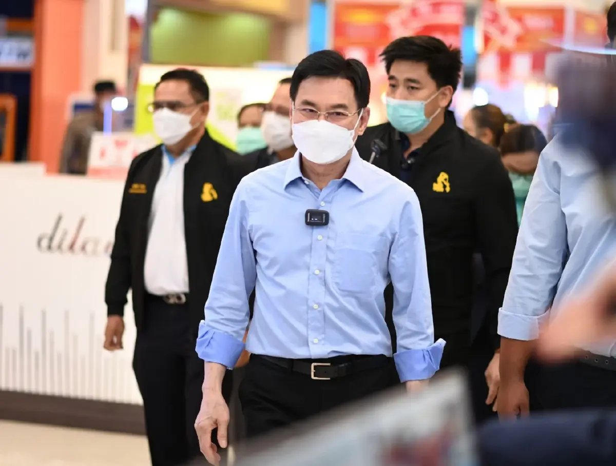 นายจุรินทร์ ลักษณวิศิษฏ์ หัวพรรคประชาธิปัตย์