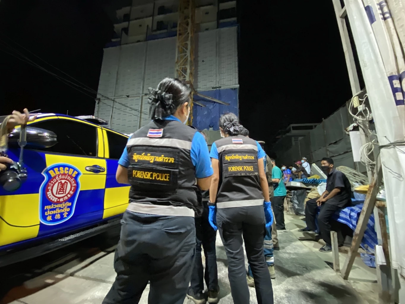 อุบัติเหตุโครงสร้างอาคารคอนโดมิเนียมสูง 27 ชั้น ทรุดตัว จนมีผู้เสียชีวิต 