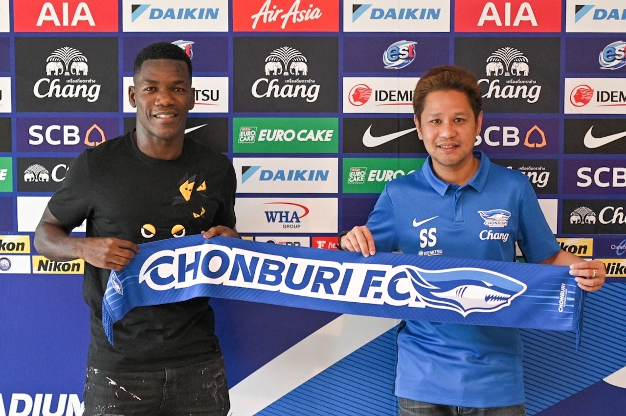 ชลบุรีคว้า "อมาดู ออตทาร่า" ปีกไอวอรี่โคสต์ ลุยศึกซีซั่นหน้า