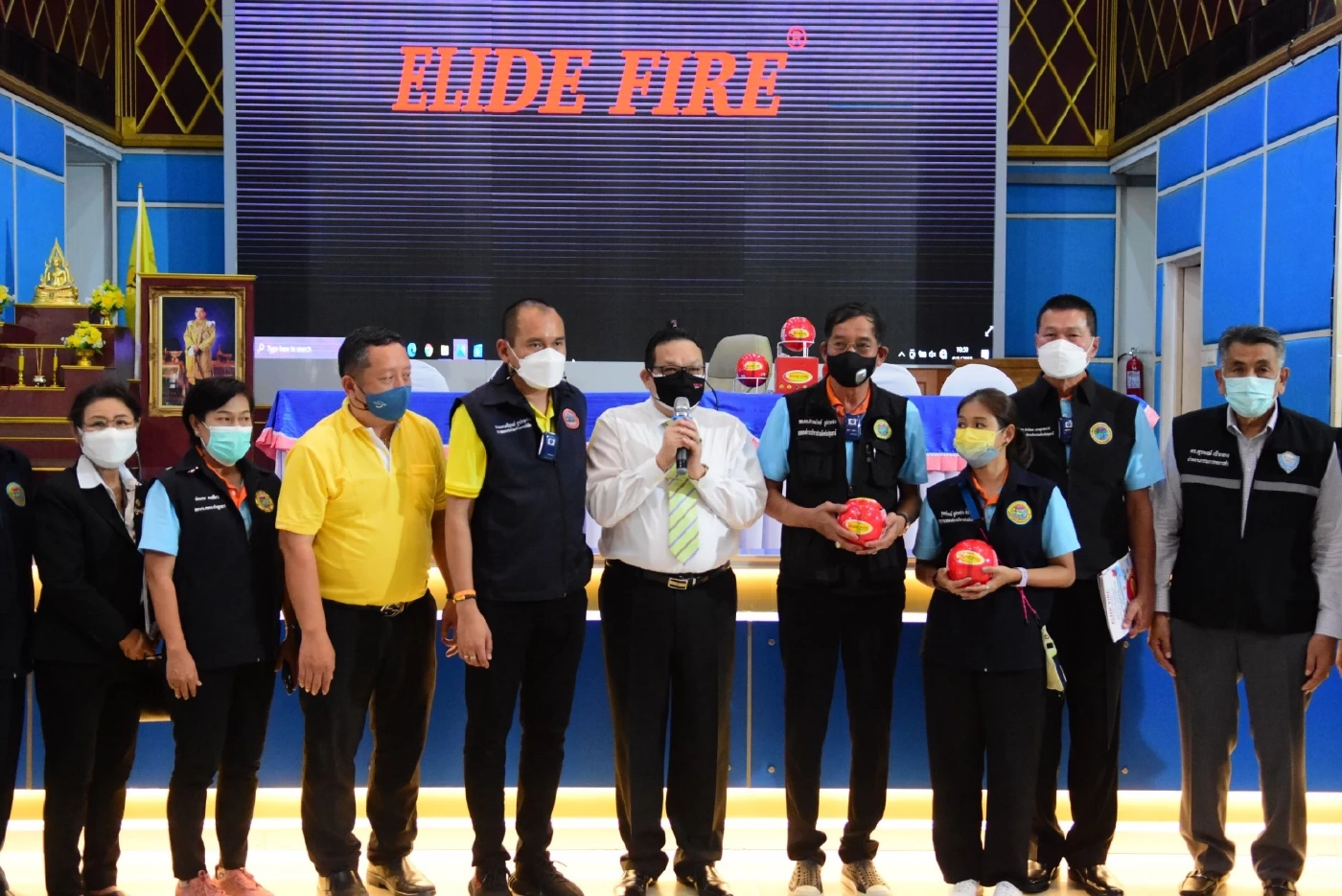 “บิ๊กแจ๊ส” ปลื้มลูกบอลดับเพลิง สิ่งประดิษฐ์นวัตกรรมฝีมือคนไทย