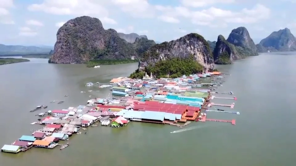 ภาพมุมสูงเกาะปันหยี