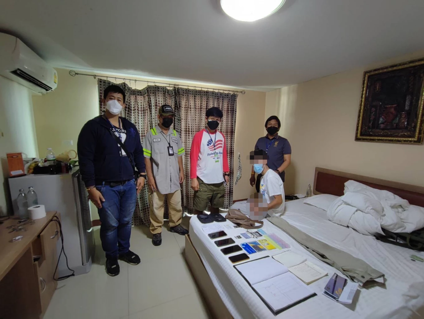 นักสืบ 5G จับหนุ่มหลอกขายอะไหล่รถยนต์ผ่านเฟซบุ๊ก ทีมข่าวอาชญากรรม