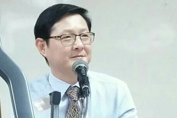 ดร.ธนกฤต วรธนัชชากุล อัยการจังหวัดประจำสำนักงานอัยการสูงสุด