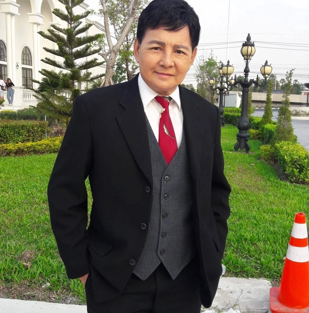 "สุริยา ชินพันธ์" อดีตพระเอกคนดัง ป่วยหนัก-เข้าไอซียู