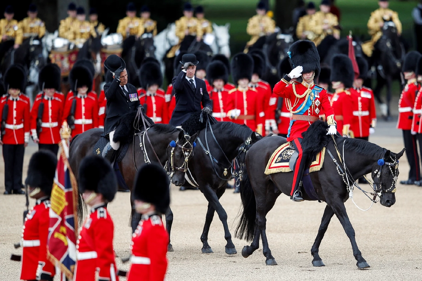 เจ้าชายวิลเลียมซ้อมบังคับม้ารับพิธีสำคัญ