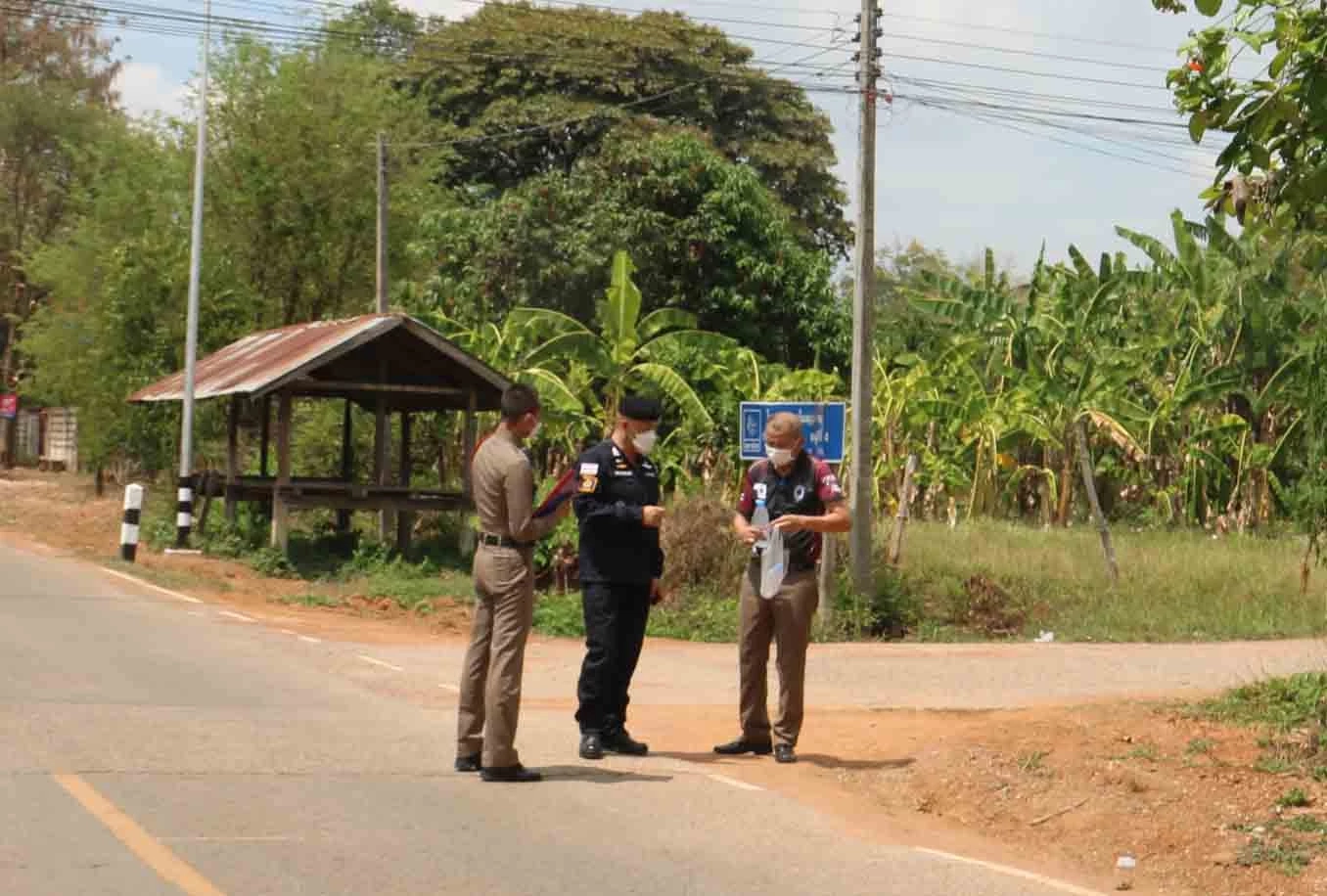 ตำรวจออกหมายจับผัวหึงโหด ยิงอดีตเมียดับ