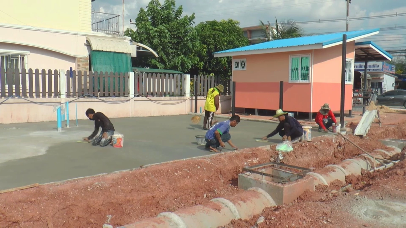 แรงงานก่อสร้างโคราชหวังค่าจ้างขั้นต่ำ 450 บาท/วัน