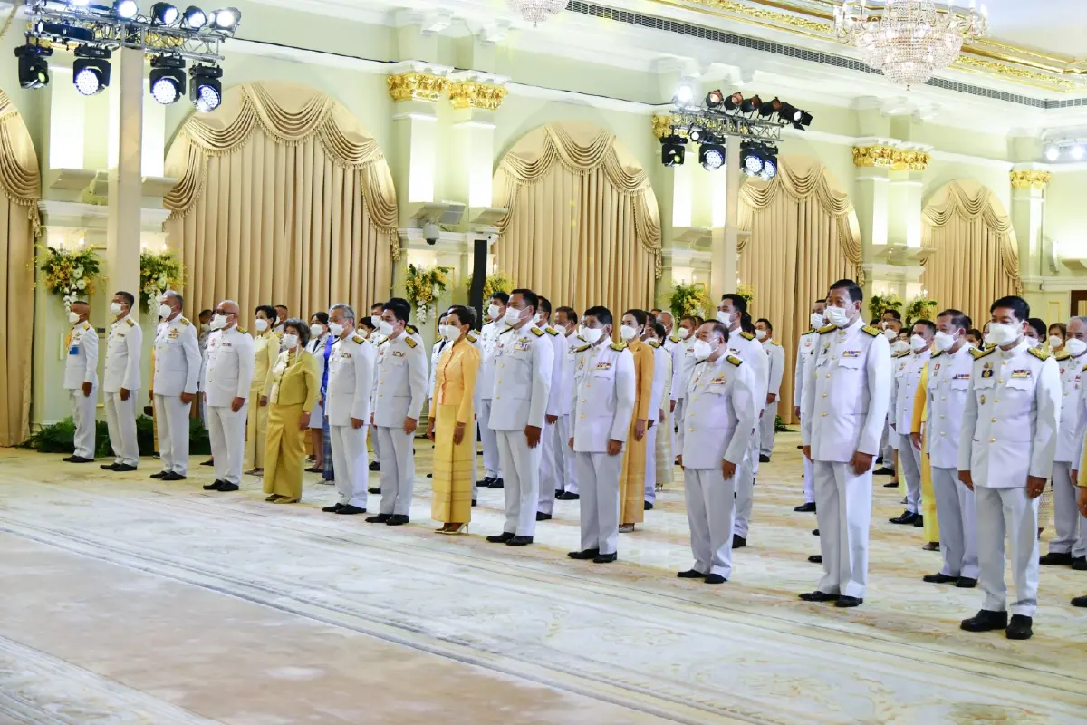 นายกฯ นำครม. ถวายพระพรชัยมงคล "ในหลวง" เนื่องใน "วันฉัตรมงคล"