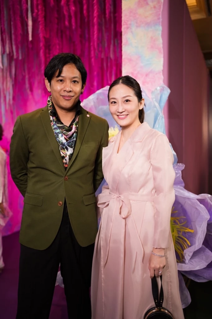 เก็บตกภาพฉลองมงคลสมรส  ปณต เก็ตสึโนวา - เนะ อโณทัย คนดังร่วมงานเพียบ