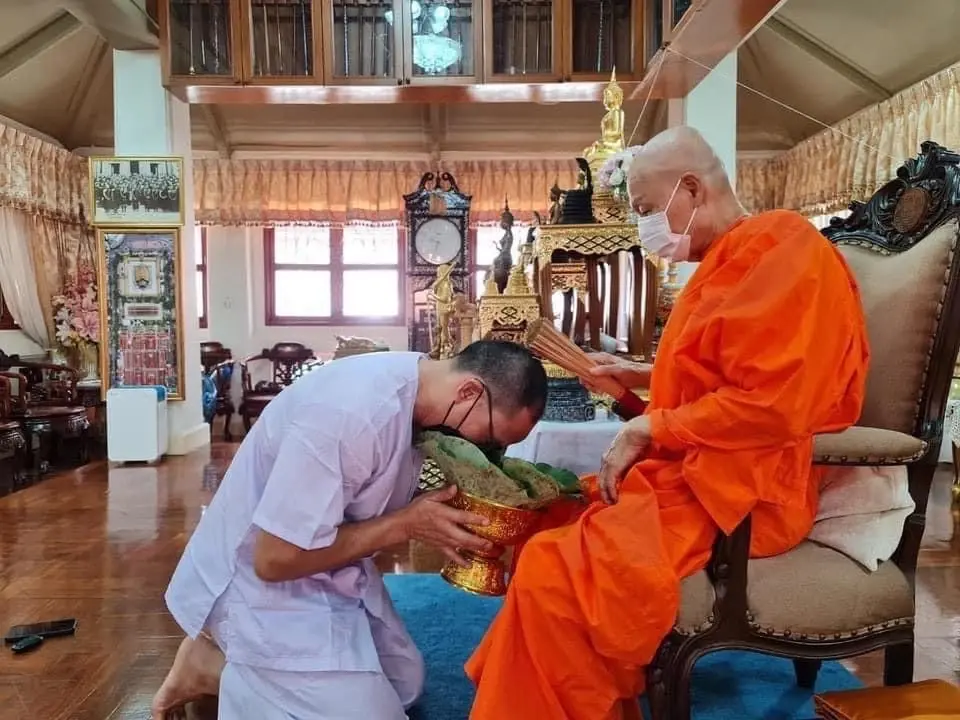 “บ๊วย เชษฐวุฒิ” อุปสมบทเรียบง่ายระยะสั้นๆ รับฉายาทางธรรม “จิรวฑฺฒโน”