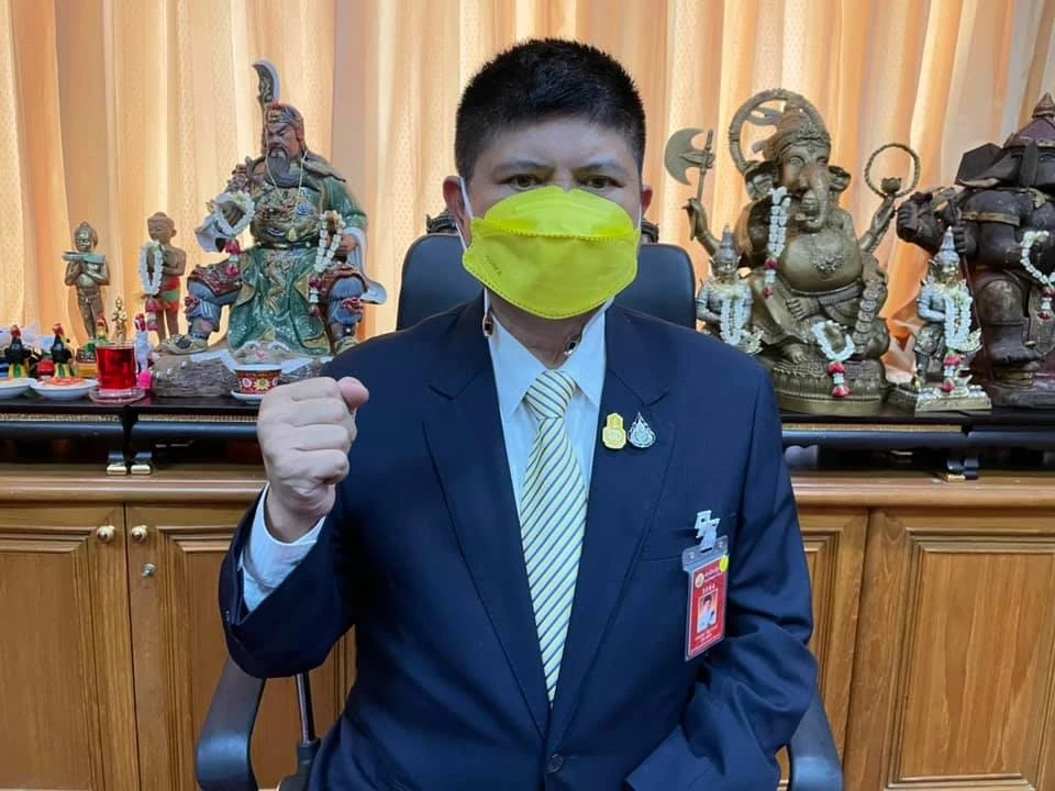 แรมโบ้ ฟาดกลับ ทักษิณ เป็นนักโทษหนีคดี ทำไมกล้าเรียกร้องเจรจาวันเลือกตั้ง