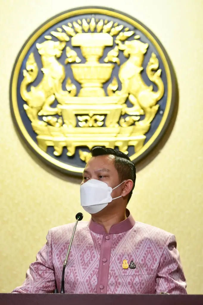 นายธนกร วังบุญคงชนะ โฆษกประจำสำนักนายกรัฐมนตรี