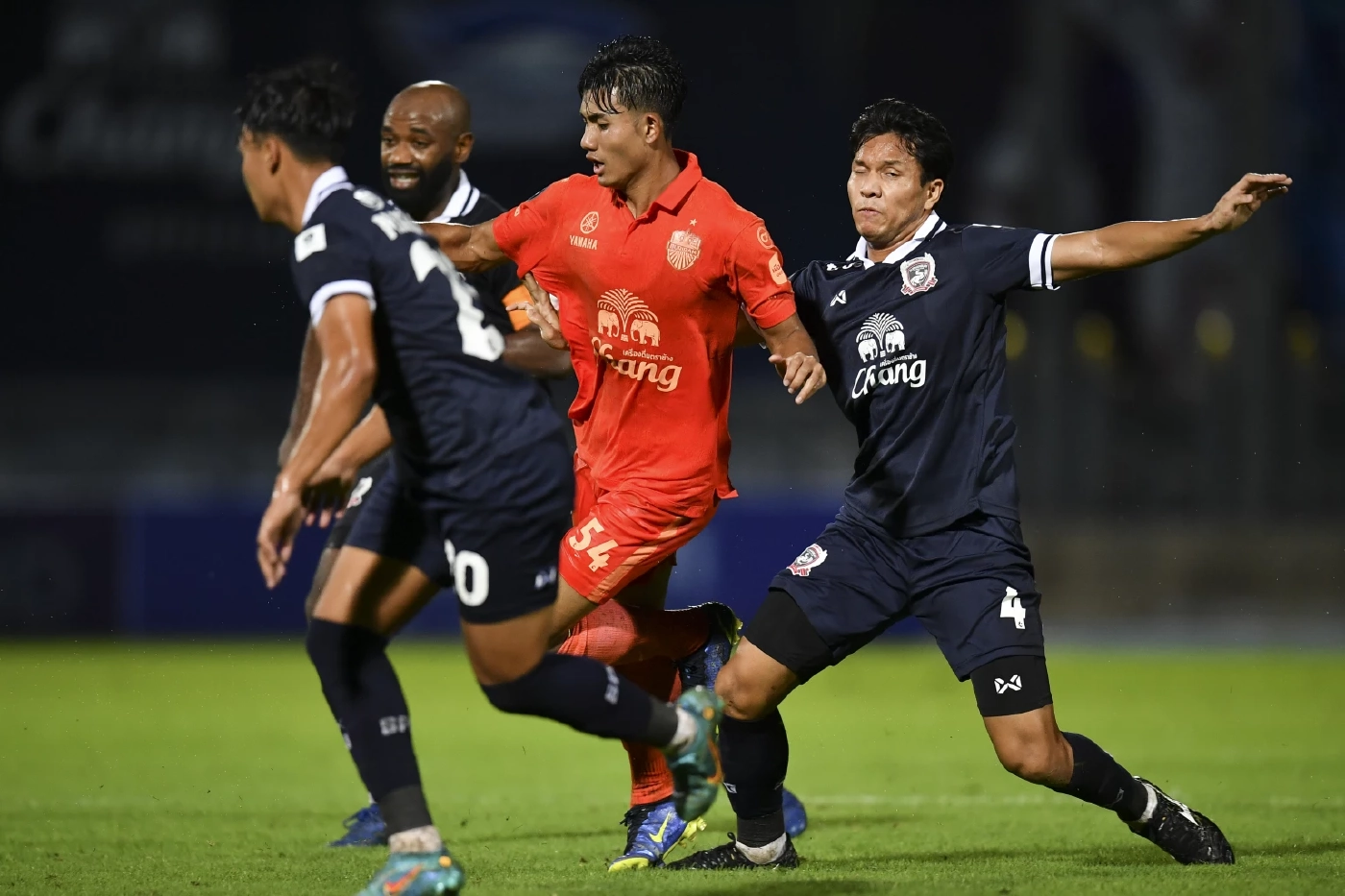 "โบลินกิ" ซัดชัยต่อเวลา พาบุรีรัมย์ผงาดแชมป์เอฟเอคัพสมัย 5