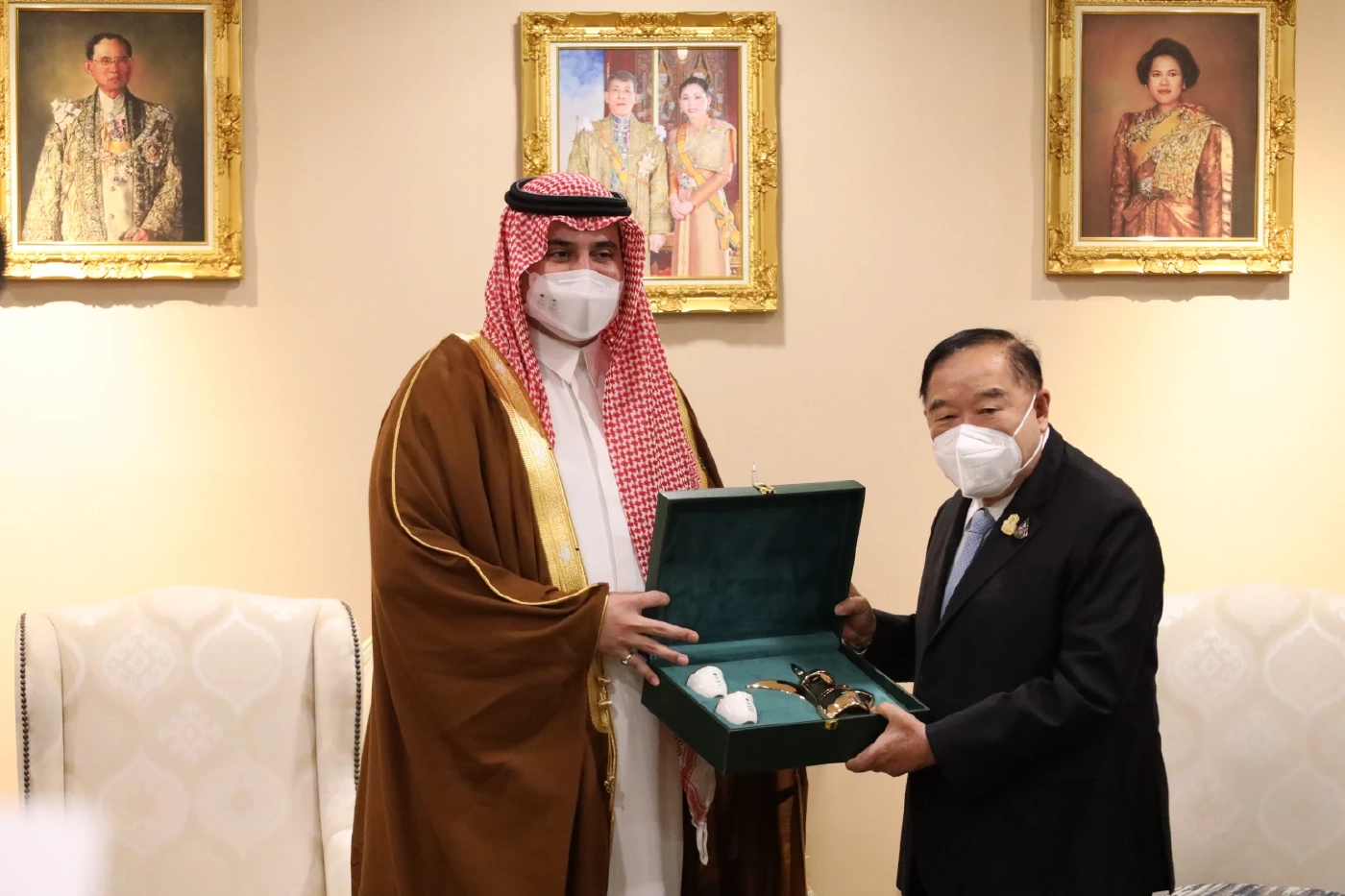 พล.อ.ประวิตร รับเสด็จเจ้าชายซาอุดีอาระเบีย สานต่อความร่วมมือทุกด้าน