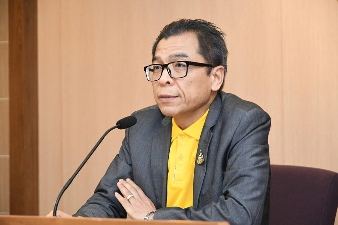 นายแสวง บุญมี เลขาฯ กกต.