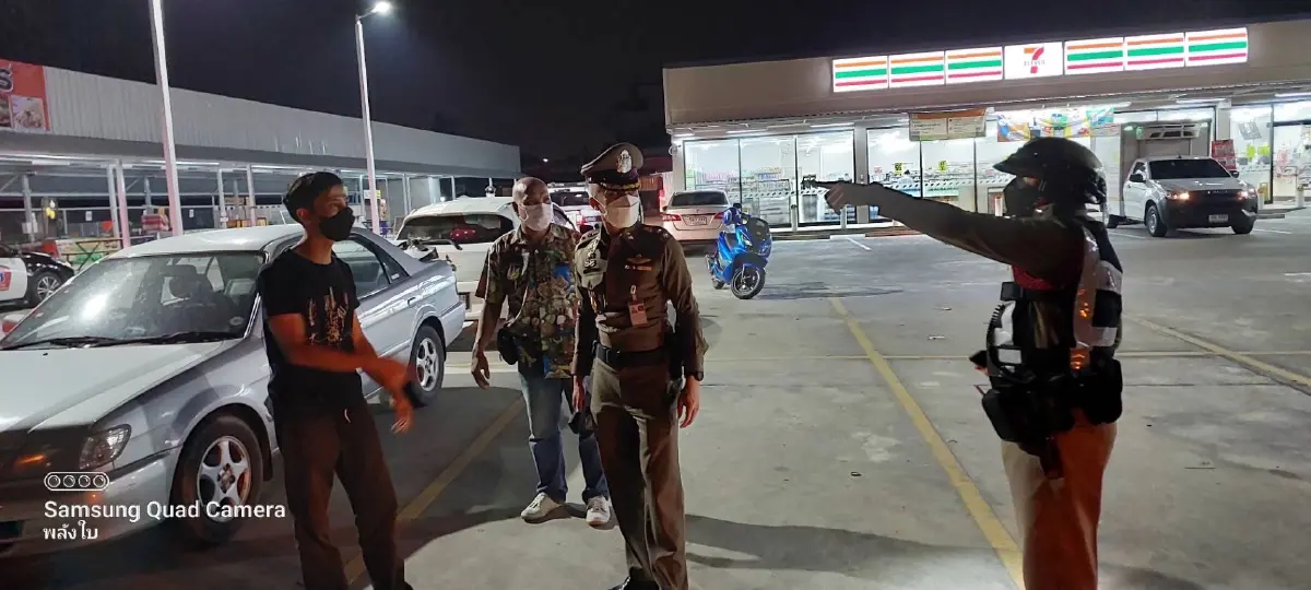 จับ 3 นร.ช่าง ควงปืนตบหัวเข็มขัด-แหวนอริ
