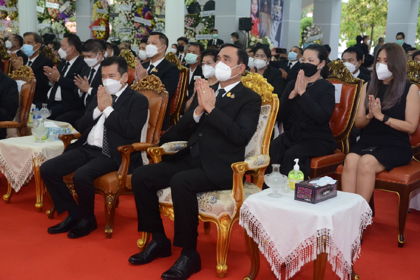 "บิ๊กตู่" ร่วมงานศพ ลูกสาว "ชัช เตาปูน" ส.ส. ร่วมแสดงความเสียใจคับคั่ง