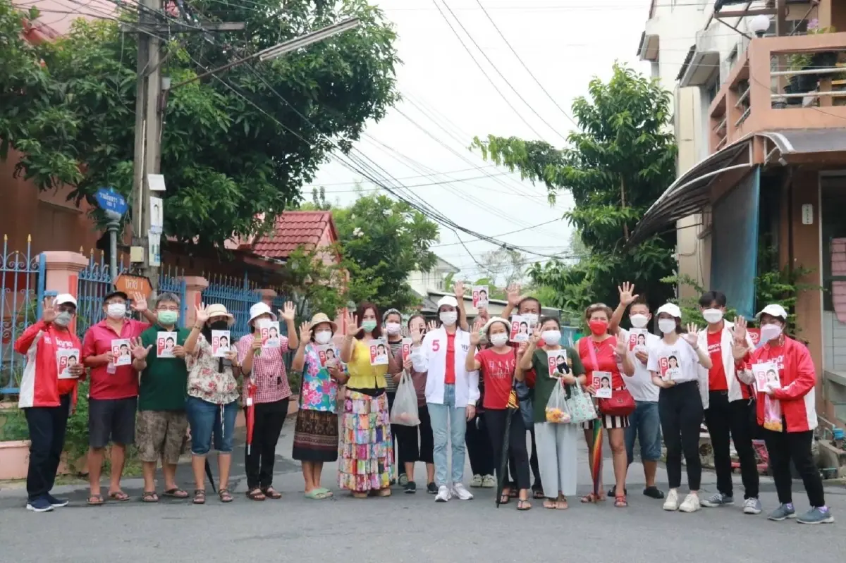 "ชญาดา เพื่อไทย” ลุยหาเสียงเขตคันนายาว มั่นใจ ปชช.เลือก เป็น ส.ก.แน่