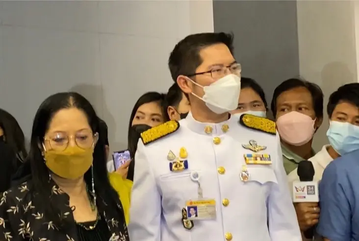 ส.ส.เต้ มงคลกิตติ์ และคุณแม่ภนิดา
