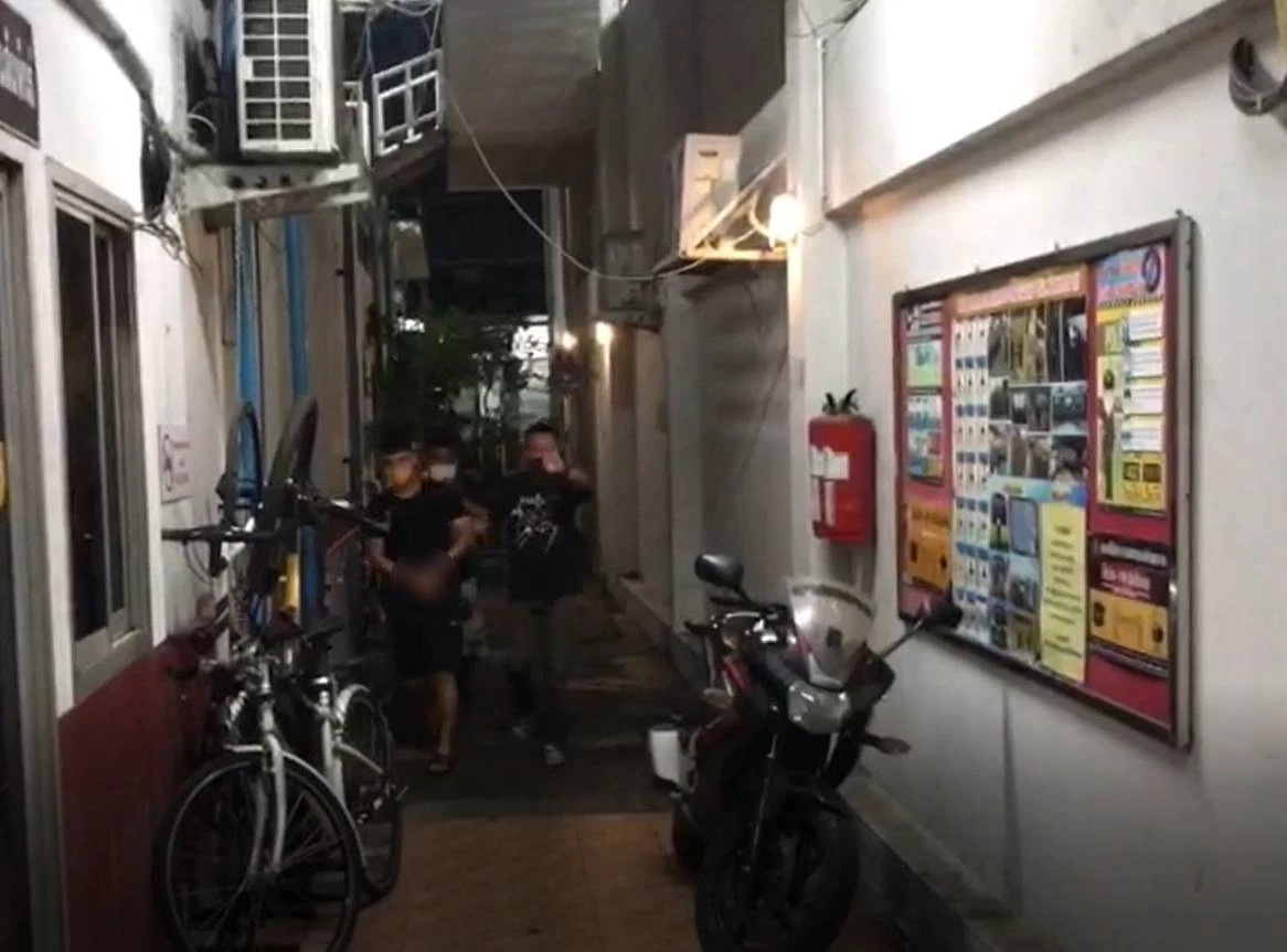 จับคนร้ายงัดตู้เซฟ "หนุ่มแบงก์" เที่ยวสงกรานต์ ลักเงินสด-ทองคำ มูลค่า 10 ล้าน