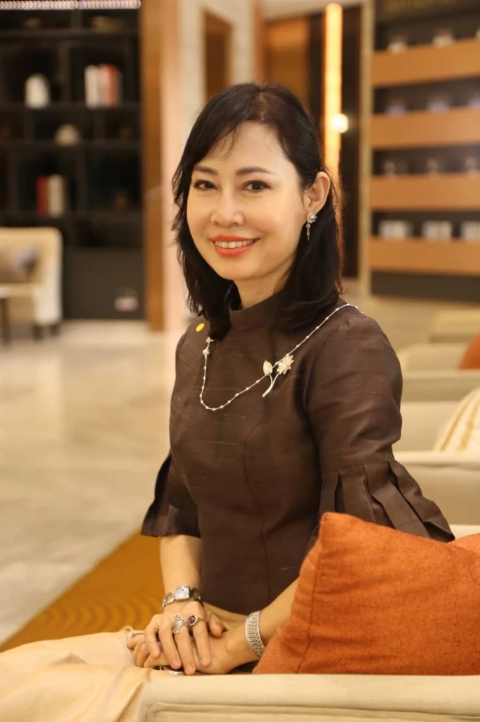  นางสาวลัดดา แซ่ลี้ รองเลขาธิการสำนักงานประกันสังคม