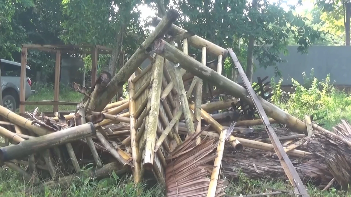 พายุพัดร้านอาหารริมทะเล