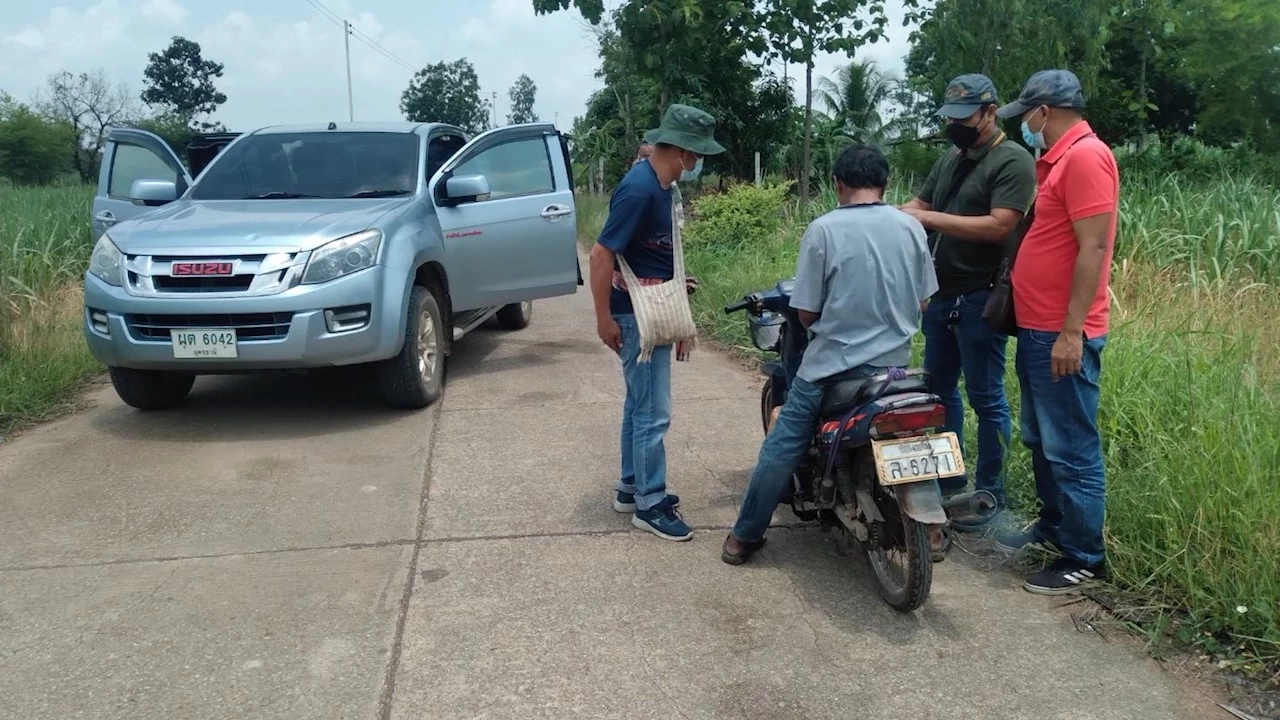 รวบแล้วพ่อเลี้ยงโหด มีดปาดคอภรรยาเย็บ 17 เข็ม