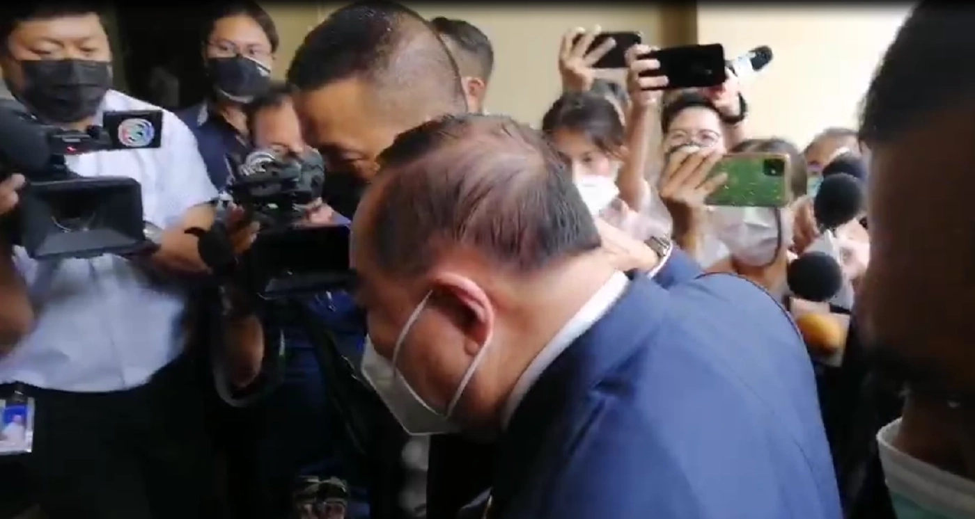 "ประวิตร" ไม่ชัดใช้สิทธิ์เลือกตั้งผู้ว่าฯ กทม.ช่วงไหน ผ่าตัดตามองไม่เห็น