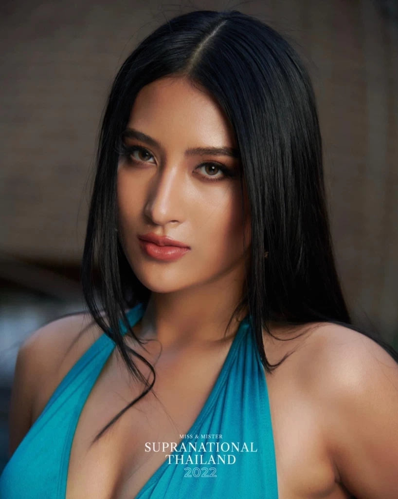 30 หนุ่มสาว “ซูปร้า ไทยแลนด์ 2022” งัดท่วงท่าลีลาสะบัดโชว์ในรอบชุดว่ายน้ำ