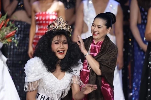 ยินดีกับคนแรกของโลก "เน็ต วงศ์สถิตย์ ชัยเนตร" คว้ามงการประกวด Universe Is U