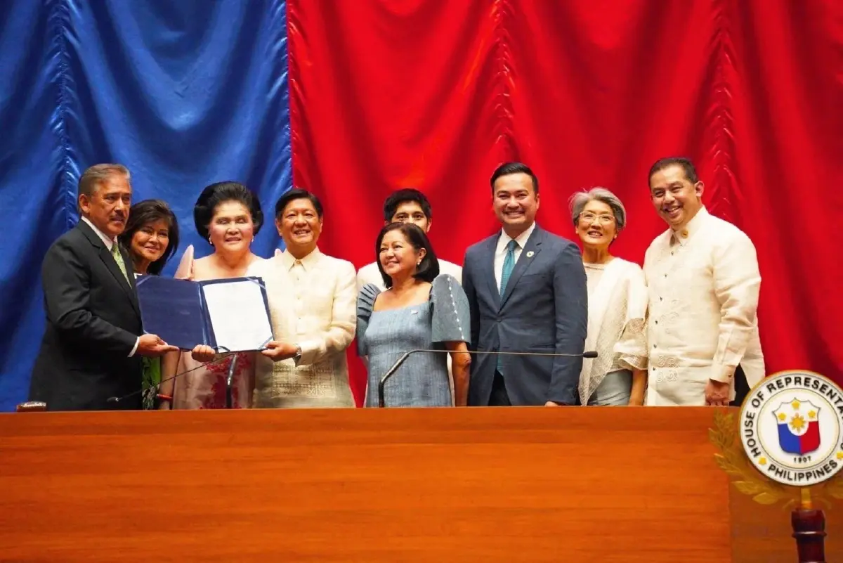 สภาฟิลิปปินส์รับรอง “มาร์กอส” ปธน.คนใหม่ท่ามกลางการประท้วง