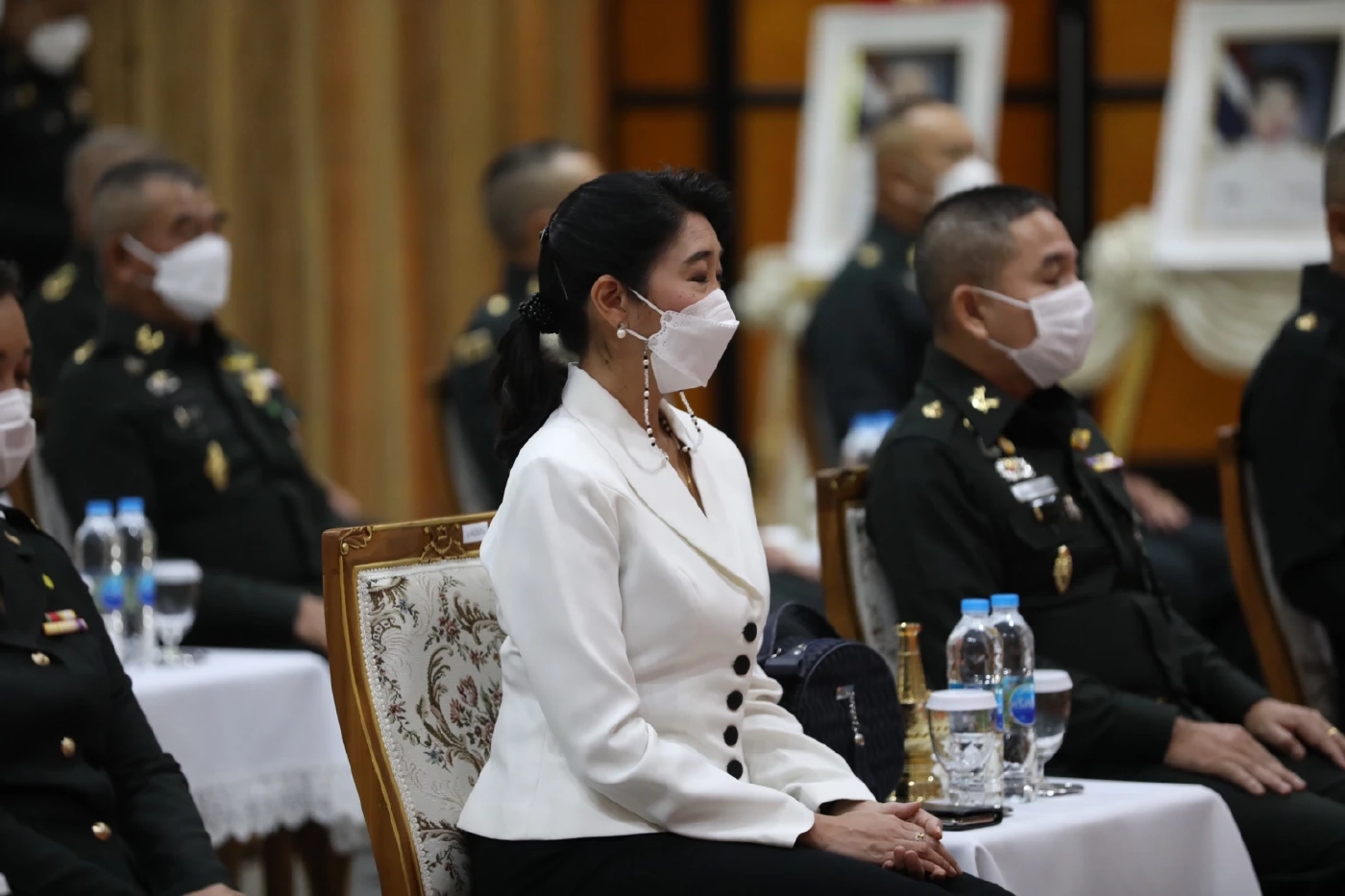 ภรรยาพล.อ.ร่มเกล้า ธุวธรรม