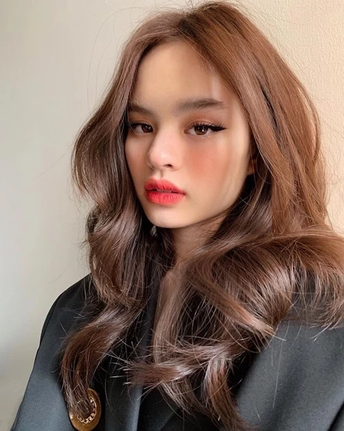 ‘แอลลี่’ ลมแทบจับ ‘กึ้ง เฉลิมชัย’ จัดเซอร์ไพรส์กระทบไหล่ ‘พิงค์ ซเว็ท’