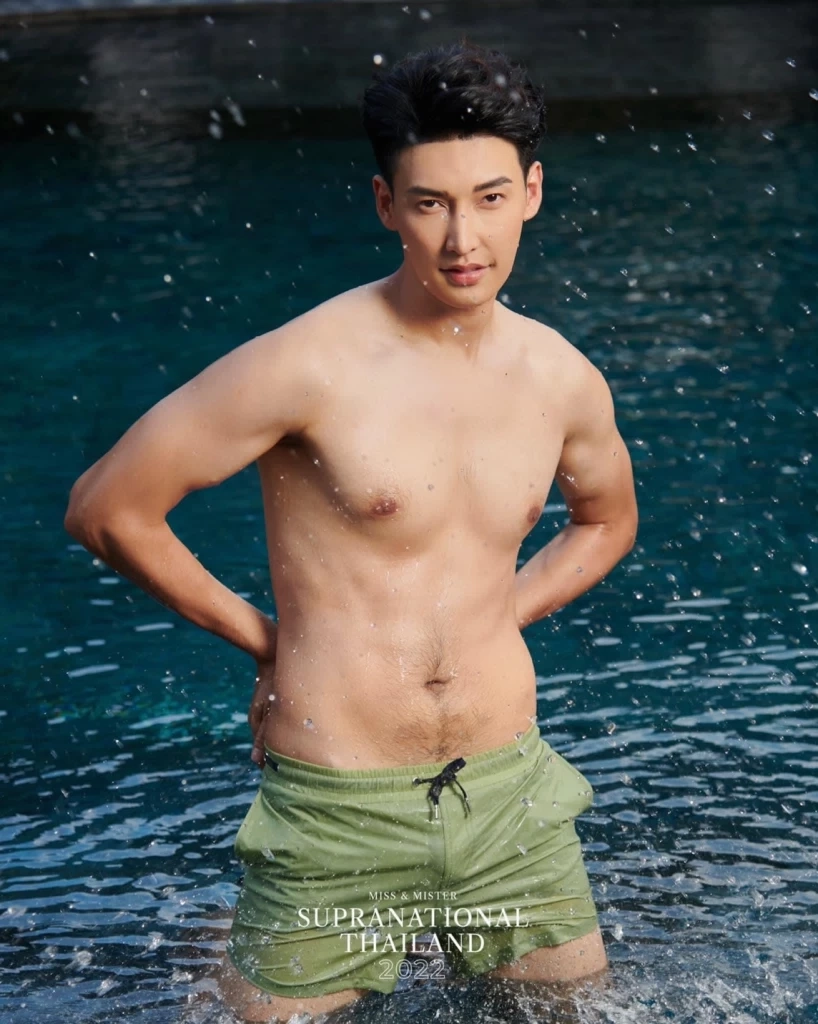 30 หนุ่มสาว “ซูปร้า ไทยแลนด์ 2022” งัดท่วงท่าลีลาสะบัดโชว์ในรอบชุดว่ายน้ำ