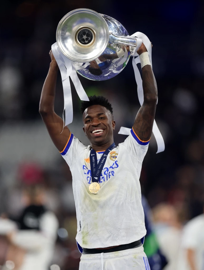 ประมวลภาพ "ราชันชุดขาว" ผงาดแชมป์ยุโรปสมัยที่ 14