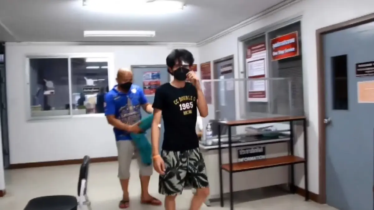 เหยื่อถูกลูกหลงวัยรุ่นตะลุมบอนงานแห่บั้งไฟบาดเจ็บ โร่แจ้งความ