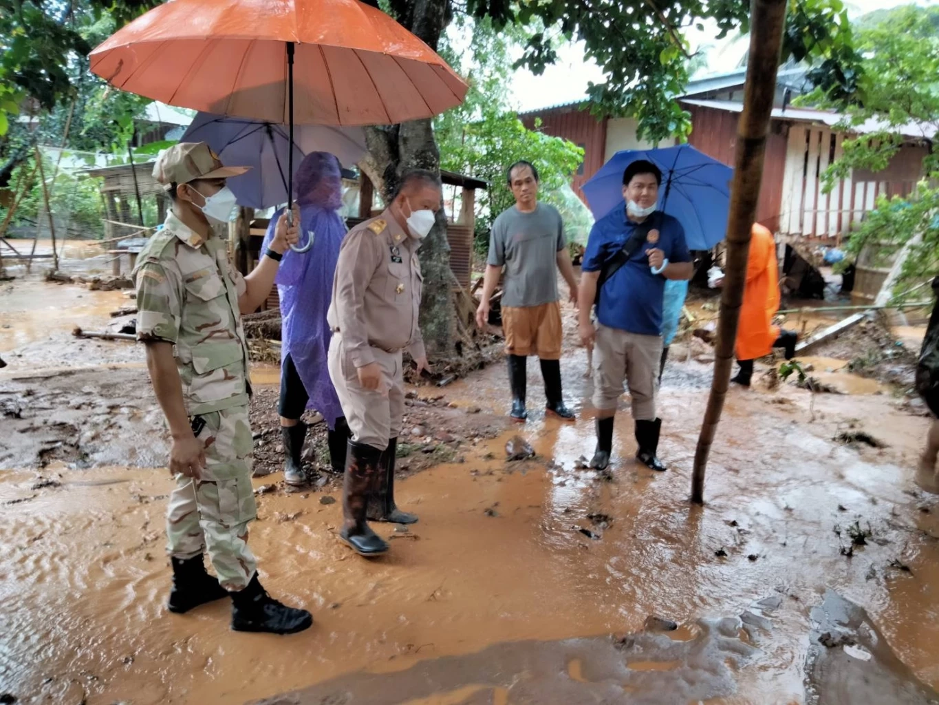 น้ำป่าทะลัก 3 หมู่บ้าน อ.นาน้อย ได้รับผลกระทบ 38 ครัวเรือน