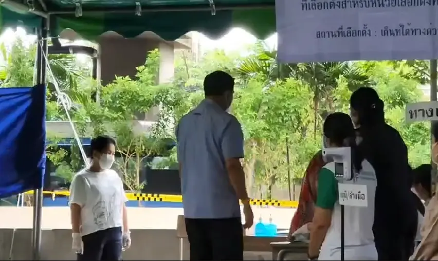 พล.อ.ประยุทธ์​ จันทร์​โอชา​ นายก​รัฐมนตรี ​และ ​รมว.กลาโหม 