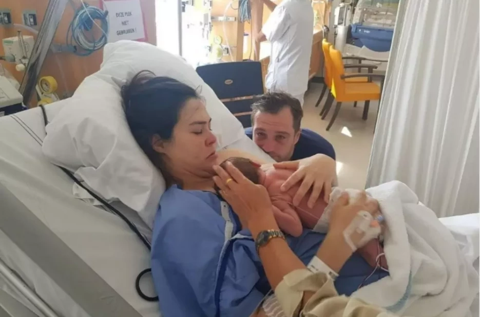 &quot;เอมี่&quot; ซุ่มคลอดลูกคนแรก หลังเจอมรสุมคดีความจนต้องออกนอกประเทศ 