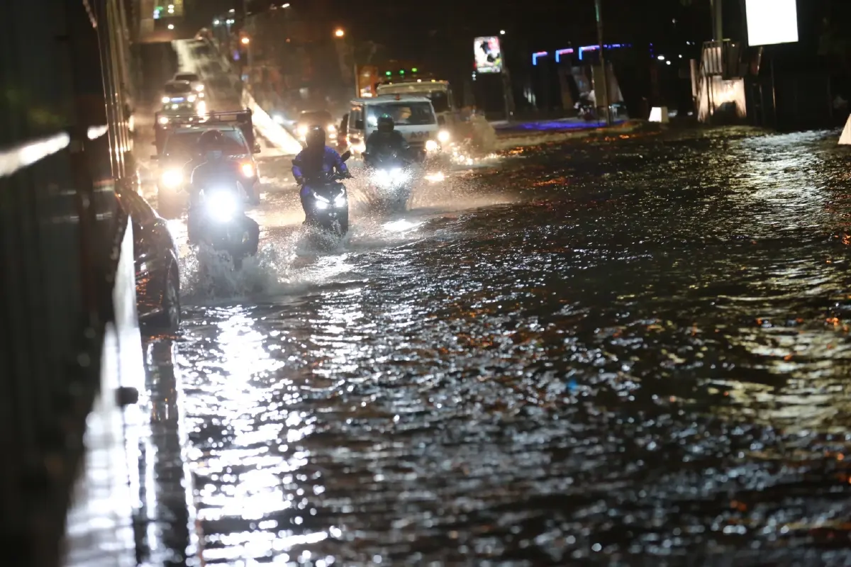 ตร.สั่งปรับแผนรับมือ "ฝนตก-รถติด" หลังชาวบ้านบ่นหนัก