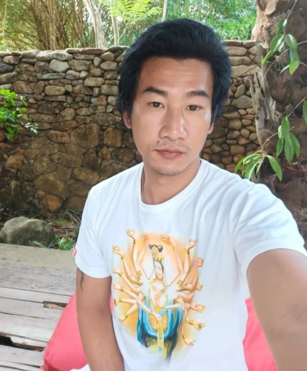 จับพิรุธ  "เจ จักรินทร์" ร่างทรงที่สื่อสารกับ "แตงโม" แอบโผล่ที่เกิดเหตุ ?