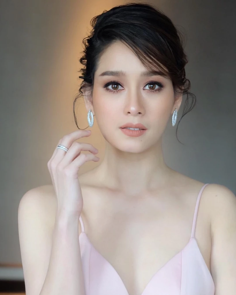 “โม อมีนา” เปิดใจเล่าเรื่องชีวิตรัก เผยรัก “แตงโม” มากรองจากแม่