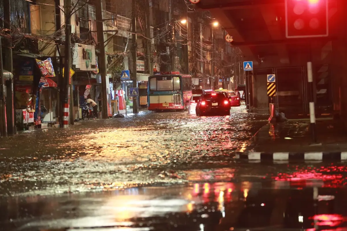 ตร.สั่งปรับแผนรับมือ "ฝนตก-รถติด" หลังชาวบ้านบ่นหนัก
