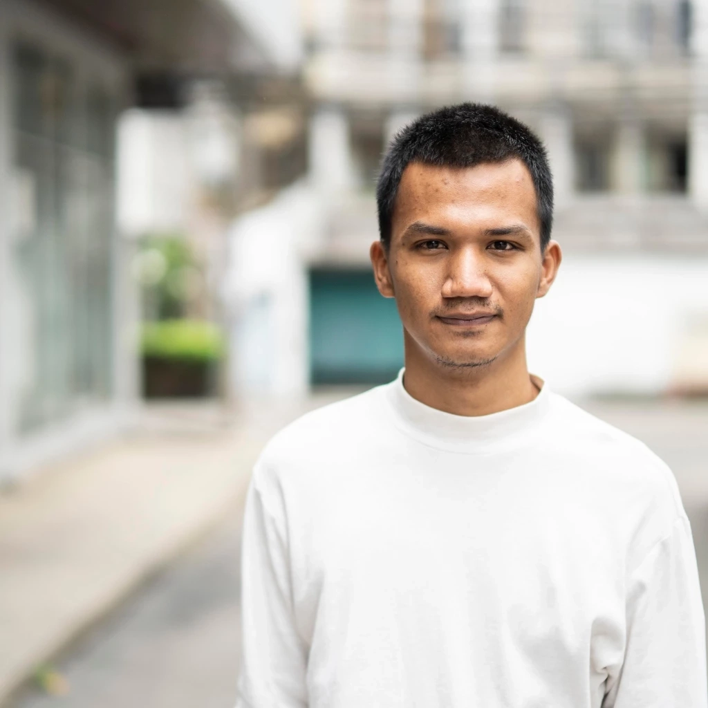 นายภาณุพงศ์ จาดนอก หรือ ไมค์ ระยอง แกนนำกลุ่มราษฎร 