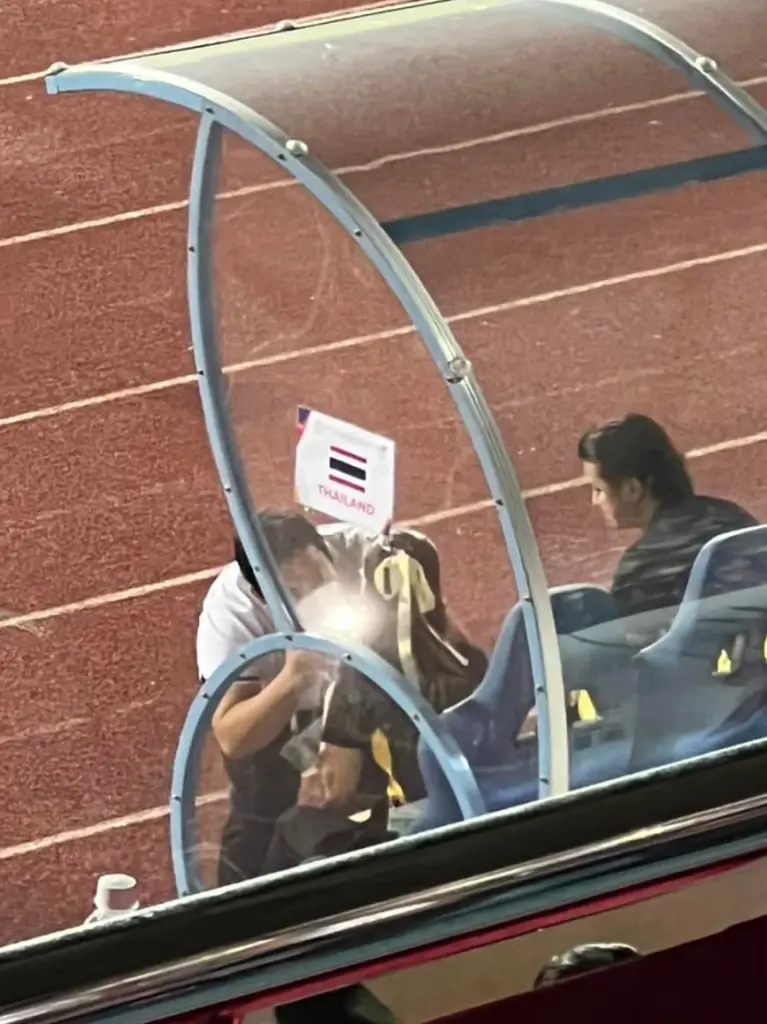 "มาดามแป้ง" ผู้จัดการทัพ "ช้างศึก" ประสบอุบัติเหตุในห้องแต่งตัวนักกีฬา