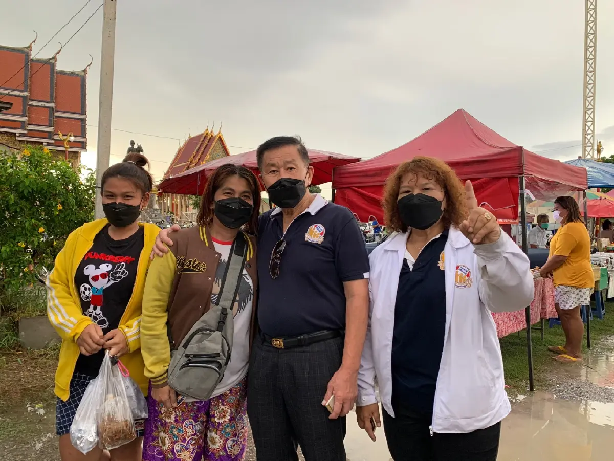 "เสรีพิศุทธ์" อ้อนชาวราชบุรีเลือกผู้สมัครเสรีรวมไทยไปหยุดเชื้อรัฐประหาร