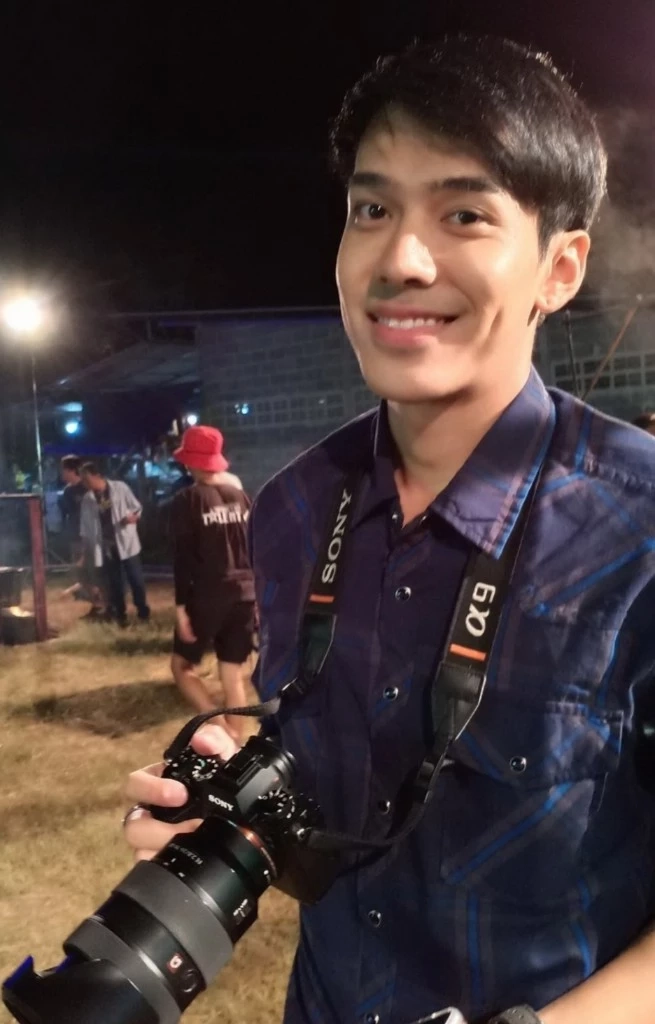 “บอม ธนกฤต” เผยสิ่งยึดเหนี่ยวจิตใจ ในวันที่ประเทศต้องเดินหน้าต่อ