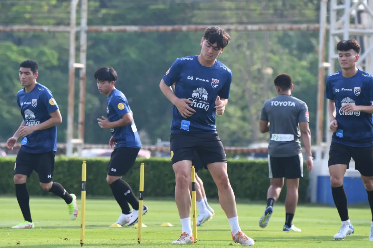 "ช้างศึก"ซ้อมครั้งแรกก่อนซีเกมส์ "มาโน่"หวังลูกทีมเข้าใจแท็กติกโดยเร็ว